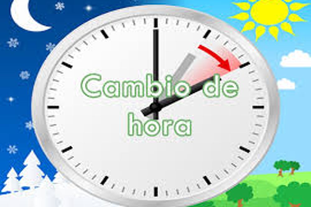 El reloj representa el cambio que se hará solo en Canarias. A la una se adelanta hasta las dos.