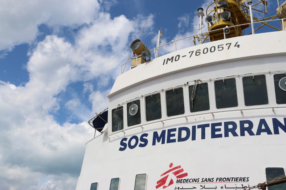 El barco "Aquarius", fletado por las ONG Médicos Sin Fronteras y SOS Mediterranee para rescatar migrantes en el Mediterráneo. La primera recibe en España fondos de la casilla 106 de la declaración de la renta.