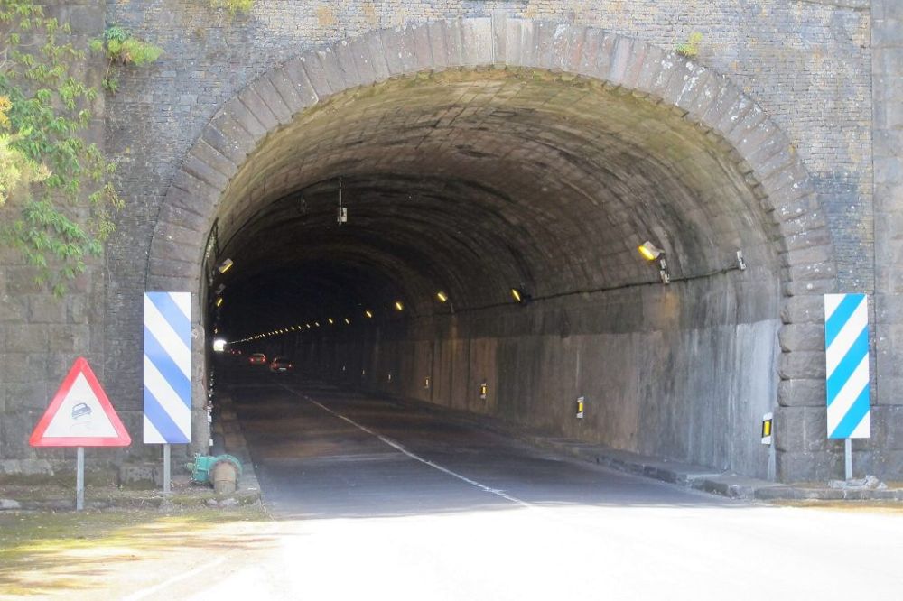 El túnel no reúne las condiciones mínimas de seguridad.