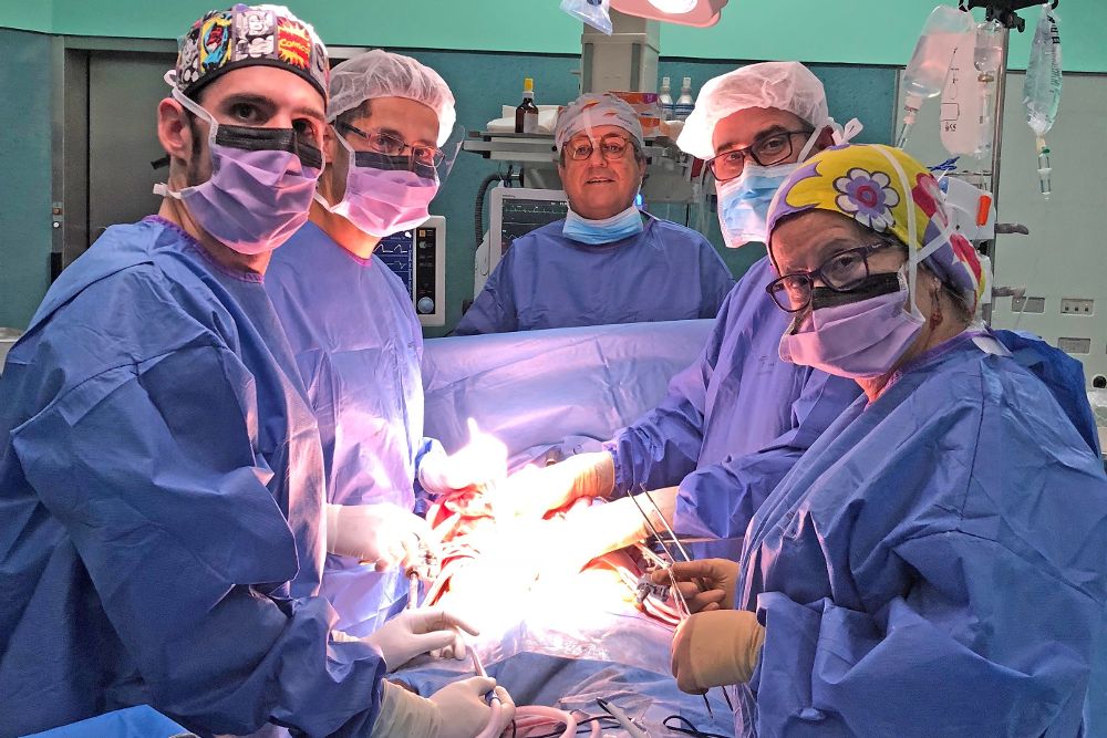 El Complejo Hospitalario Universitario de Canarias ha realizado recientemente en Canarias el primer trasplante doble de riñón y páncreas procedente de un donante en asistolia controlada, con muy buenos resultados.