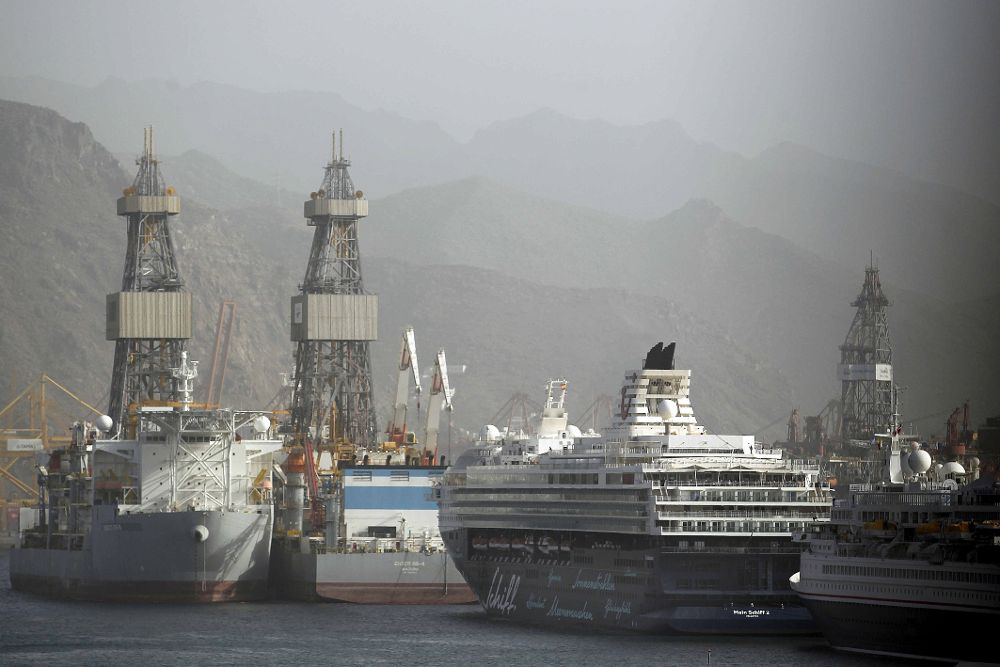 Plataformas petrolíferas en el puerto de Santa Cruz, en una imagen de 2017.