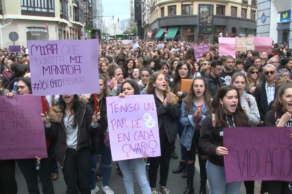 Concentración frente a los juzgados en Bilbao para protestar por la sentencia de La Manada.