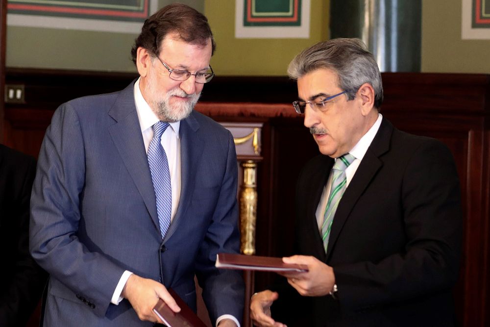 Mariano Rajoy con Román Rodríguez.