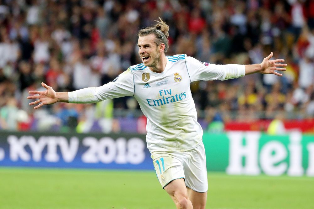 Gareth Bale celebra su segundo gol, el tercero del Real Madrid.
