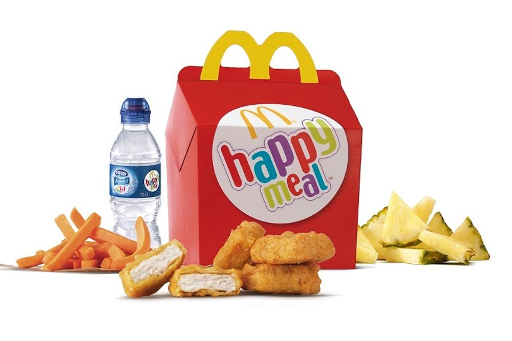 McDonald's continua con su estrategia de implementación nacional de su servicio de entrega a domicilio McDelivery y Tenerife ha sido una de las ciudades elegidas para poner en marcha este servicio, que ya está disponible en tres de los restaurantes McDonald's de la isla.