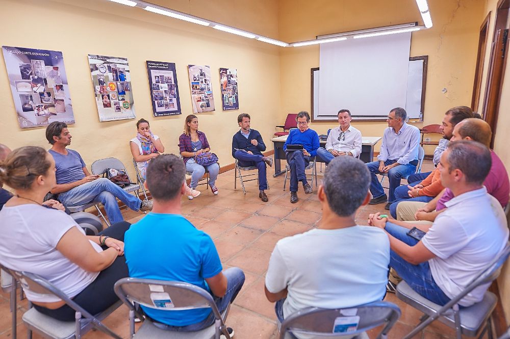 El 75 por ciento de los jóvenes que ha participado en el programa 'Agrojoven' del Cabildo continúa en activo con su proyecto empresarial.