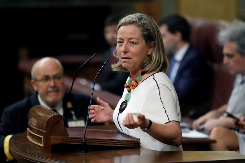 La diputada de Coalición Canaria Ana Oramas durante el pleno del Congreso de los Diputados.