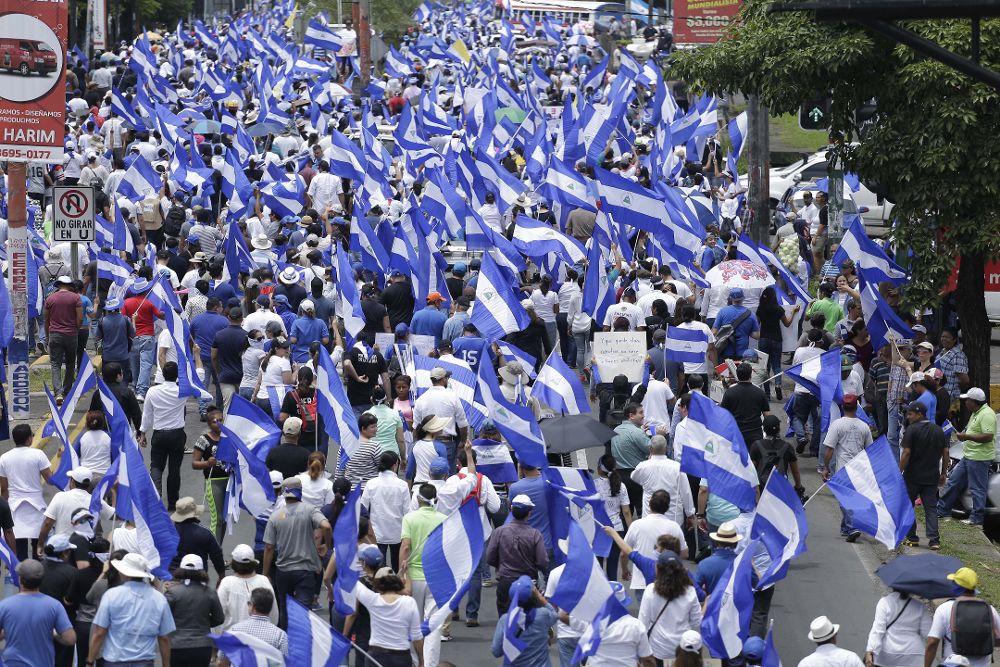 Miles de nicaragüenses marchan por las calles de Managua (Nicaragua) para exigir la salida de Daniel Ortega del poder.