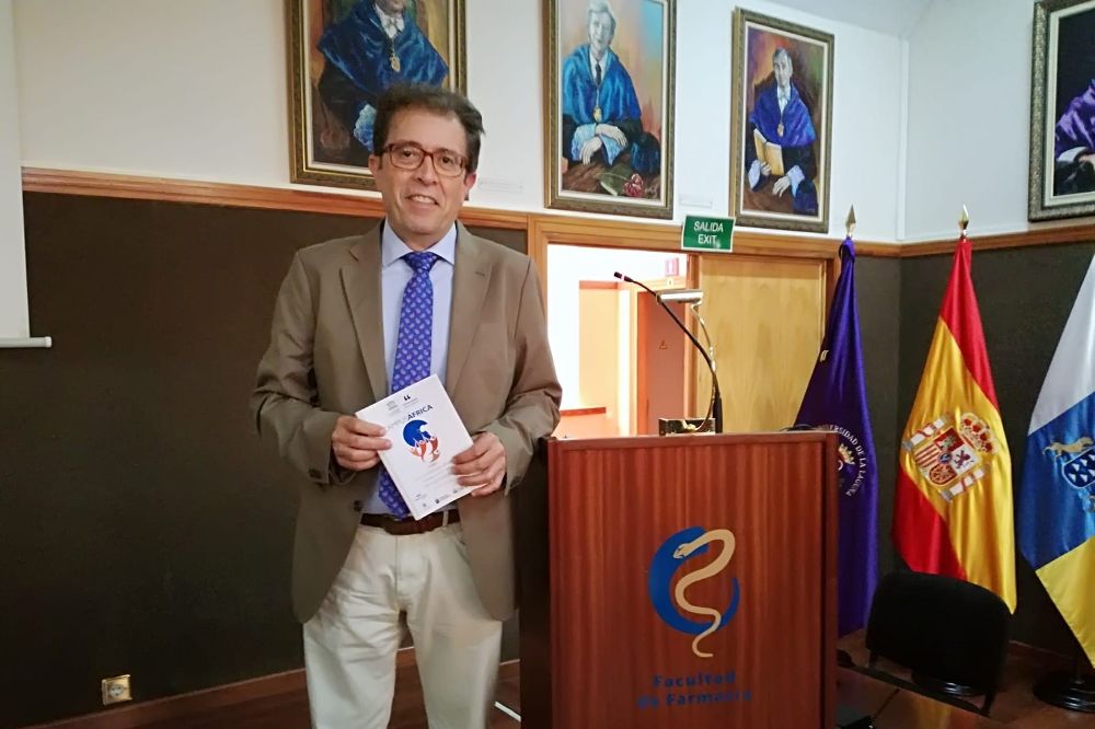 Dr. Javier Lucientes.