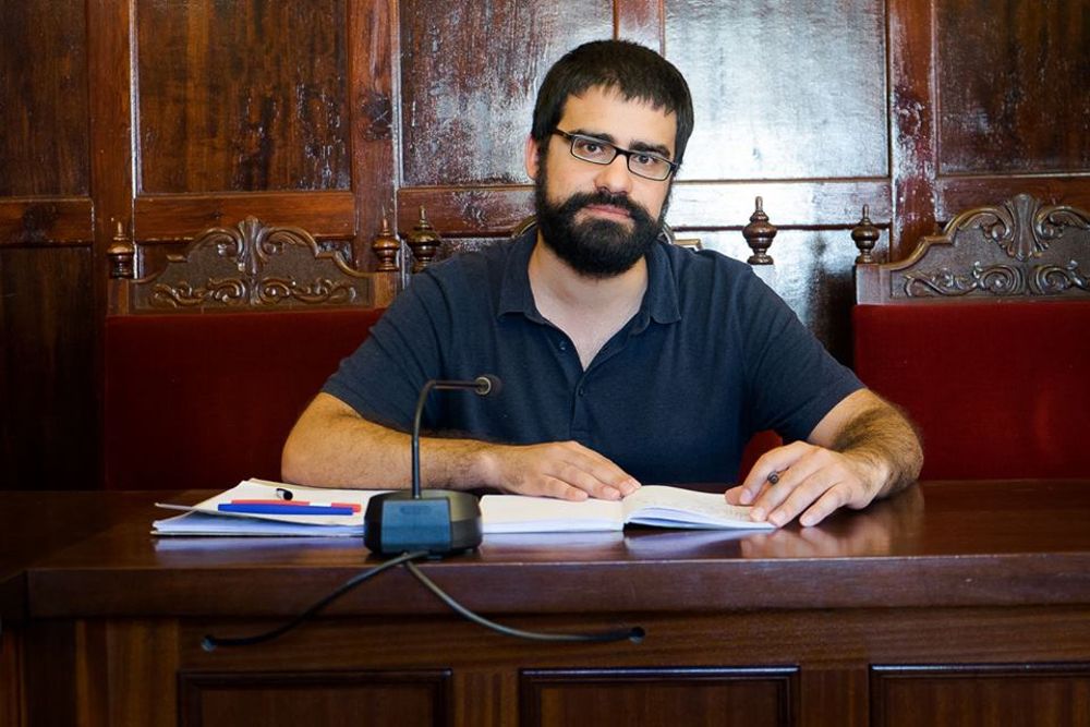 El portavoz de IUC, Felipe Ramos, se plantea censurar al PP si hay desahucio.