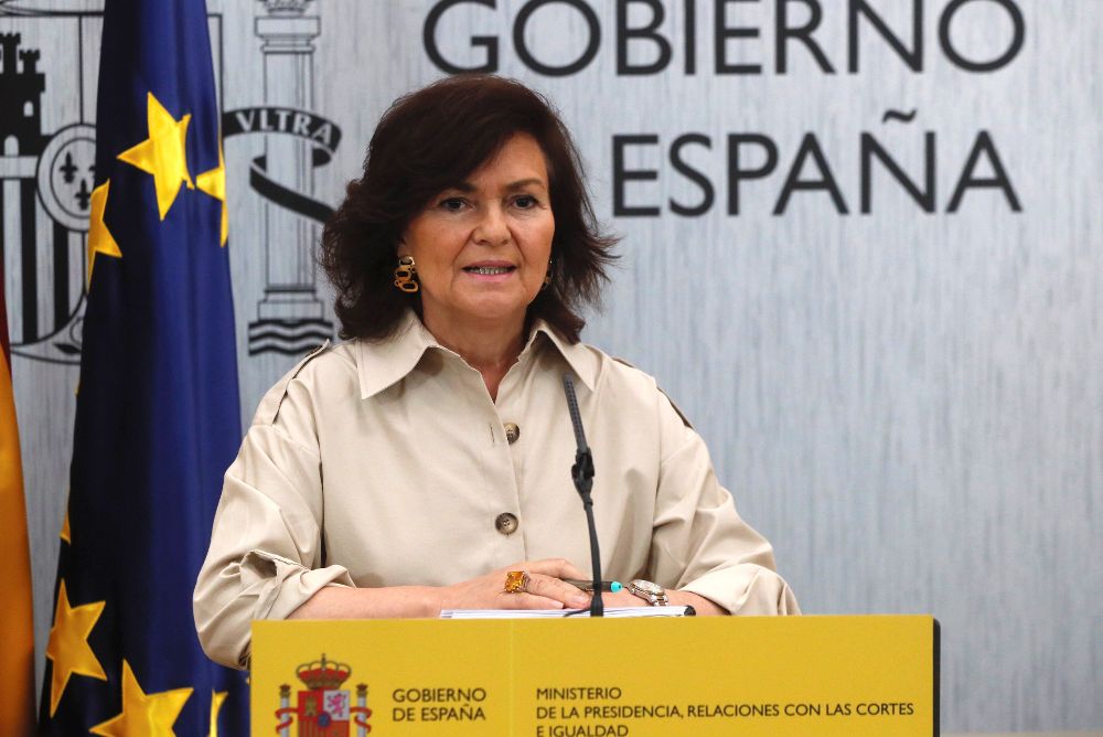 La vicepresidenta del Gobierno, Carmen Calvo, durante la rueda de prensa.