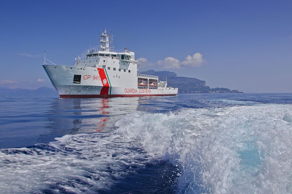 El buque de la Guardia Costera italiana 'Diciotti'.