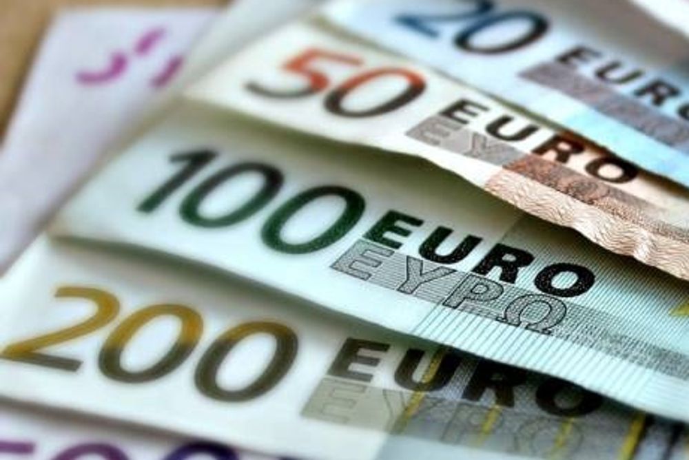 2018 Recurso de dinero. El nivel de deuda pública en balance desciende por temor a un aumento de los tipos de interés EUROPA ESPAÑA ECONOMIA ACEA recurso dinero