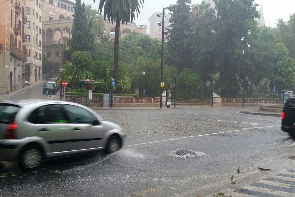 Lluvia en Palma.