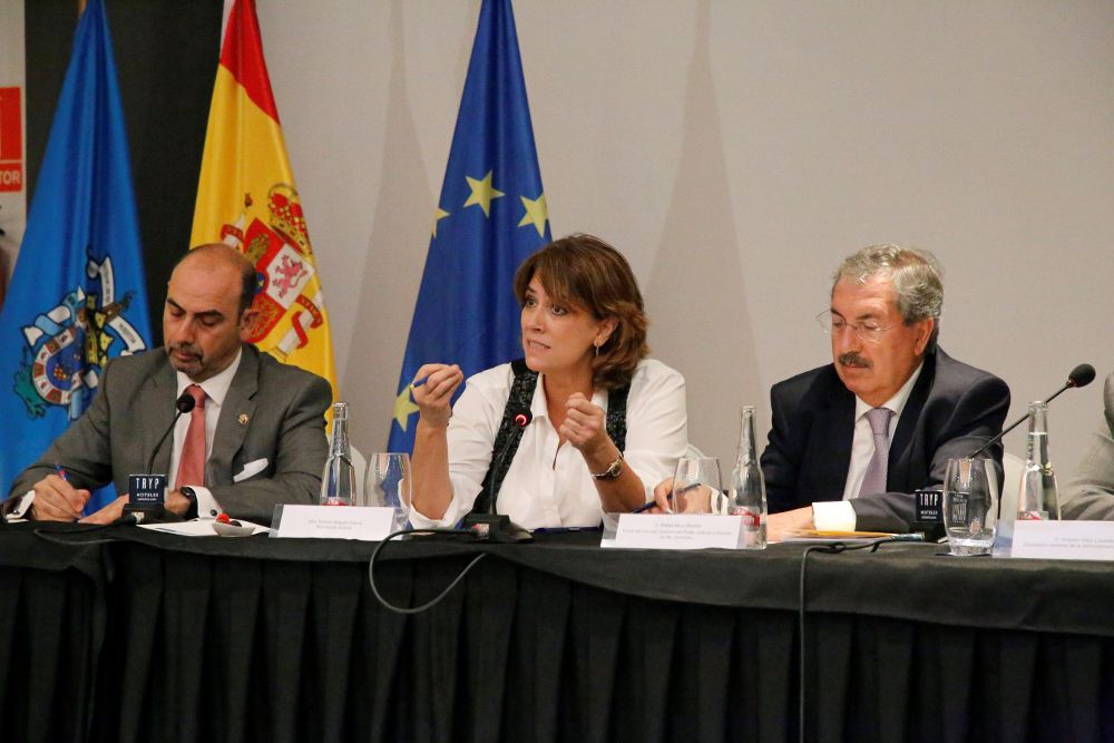 La ministra de Justicia, Dolores Delgado, durante su intervención hoy en Melilla, en las Jornadas de Jueces Decanos de España.