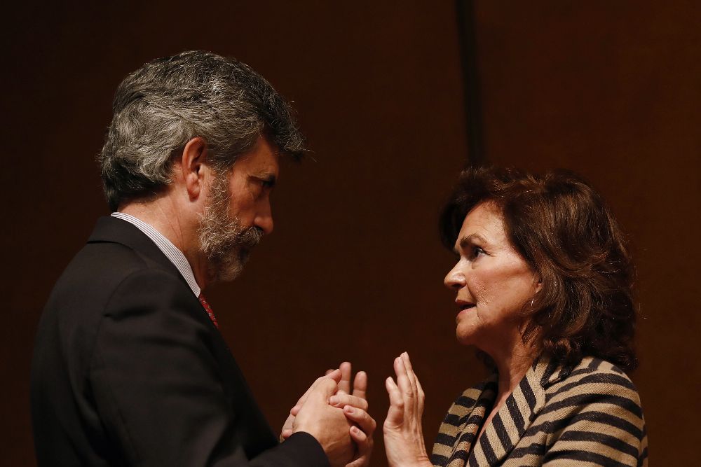 Carmen Calvo con Carlos Lesmes.