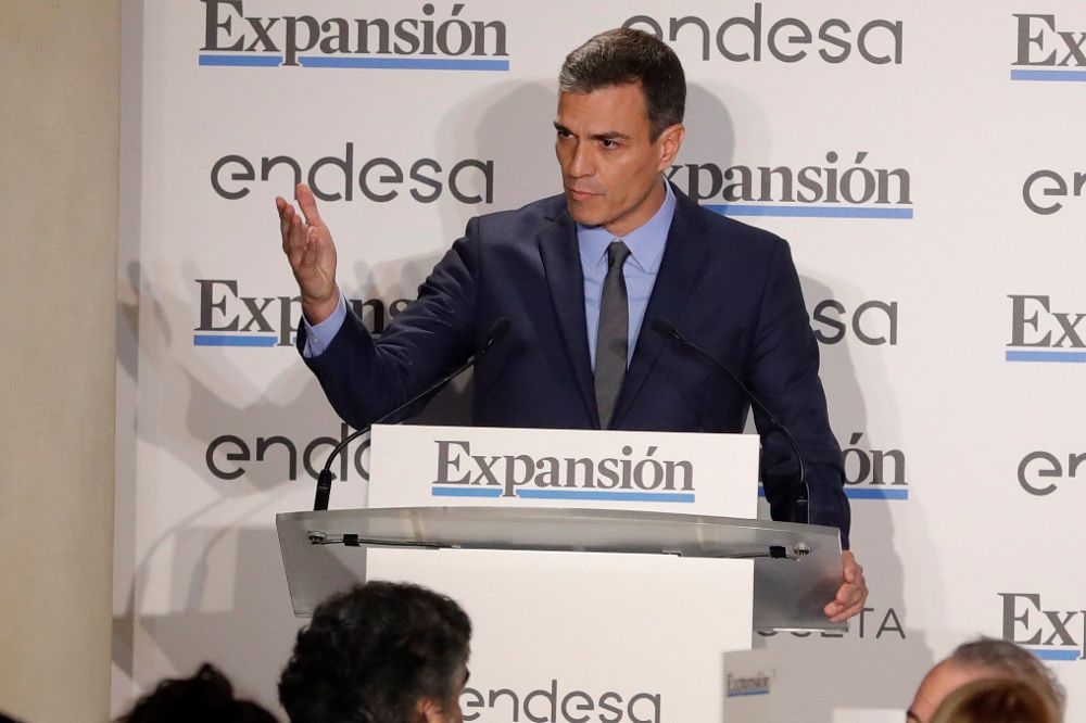 El presidente del Gobierno, Pedro Sánchez, pronuncia unas palabras durante la celebración del 31 aniversario del diario Expansión, hoy en Madrid.