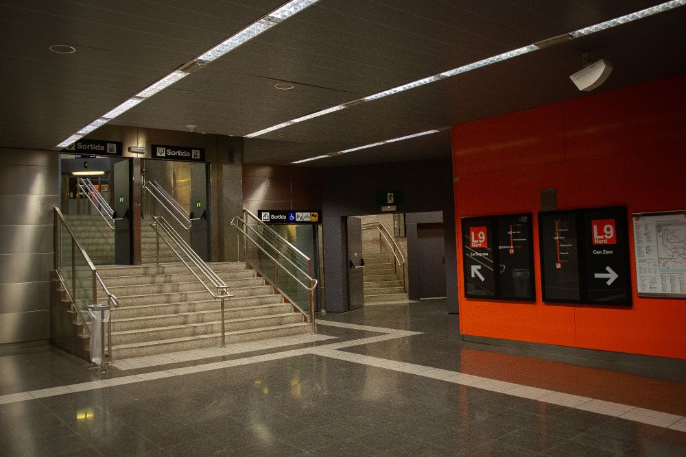 Estación de Can Peixauet en Santa Coloma de Gramenet (Barcelona), donde se produjo la presunta agresión.