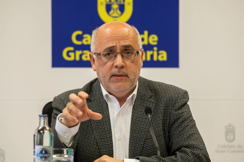 El presidente del Cabildo de Gran Canaria, Antonio Morales, denuncia los desequilibrios en detrimento de su isla.