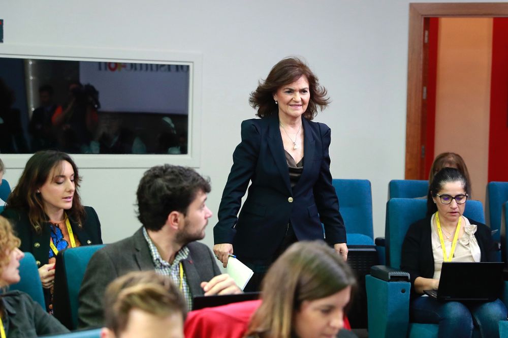 La vicepresidenta del Gobierno, Carmen Calvo, en rueda de prensa posterior a la reunión del Consejo de Ministros celebrada hoy en Moncloa. 