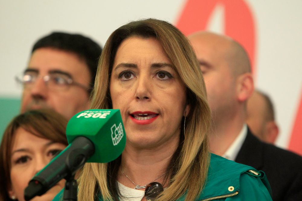 La secretaria general del PSOE-A y candidata a la reelección como presidenta de la Junta, Susana Díaz, en rueda de prensa.