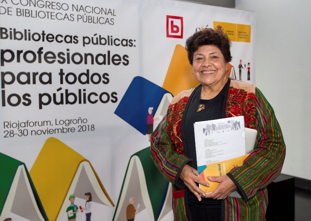 La coordinadora nacional de la Cátedra de la UNESCO "Ciudad y Medio Ambiente" de Brasil, Lucila Martínez, ha pedido a los países de Latinoamérica que establezcan como prioridad invertir en educación y la lectura, a través de una buena red de bibliotecas públicas.
