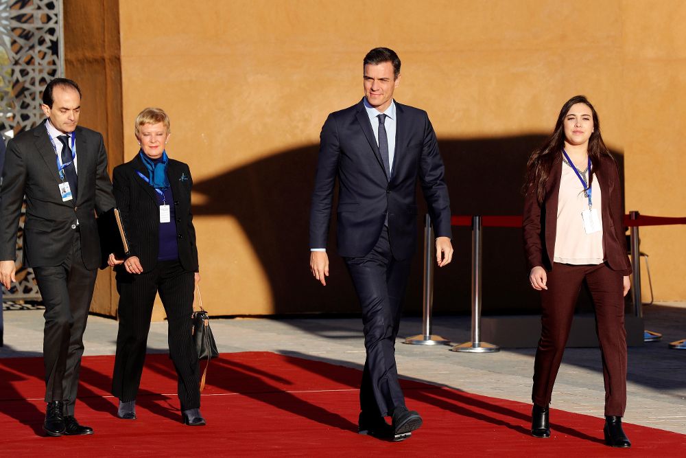 Pedro Sánchez a su llegada hoy a la cumbre de la ONU sobre migración que tiene lugar en Marrakech (Maruuecos).