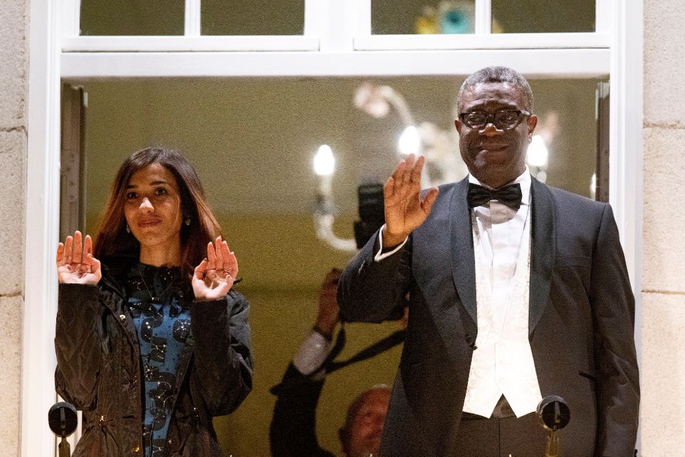 Nadia Murad (i) y Denis Mukwege.