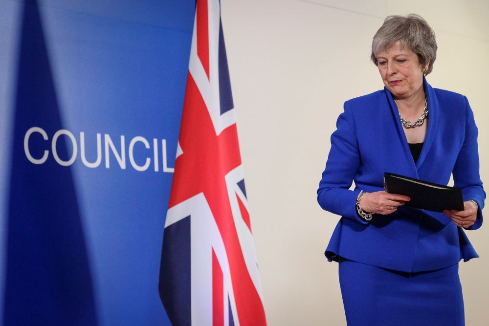 La primera ministra británica, Theresa May, durante una rueda de prensa tras una reunión del Consejo Europeo.