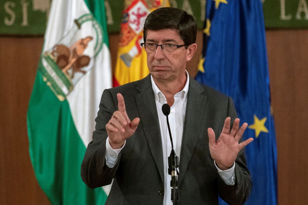 El líder de Ciudadanos en Andalucía, Juan Marín, durante su comparecencia tras la última reunión que mantuvo con el Partido Popular para tratar sobre el cambio de Gobierno.