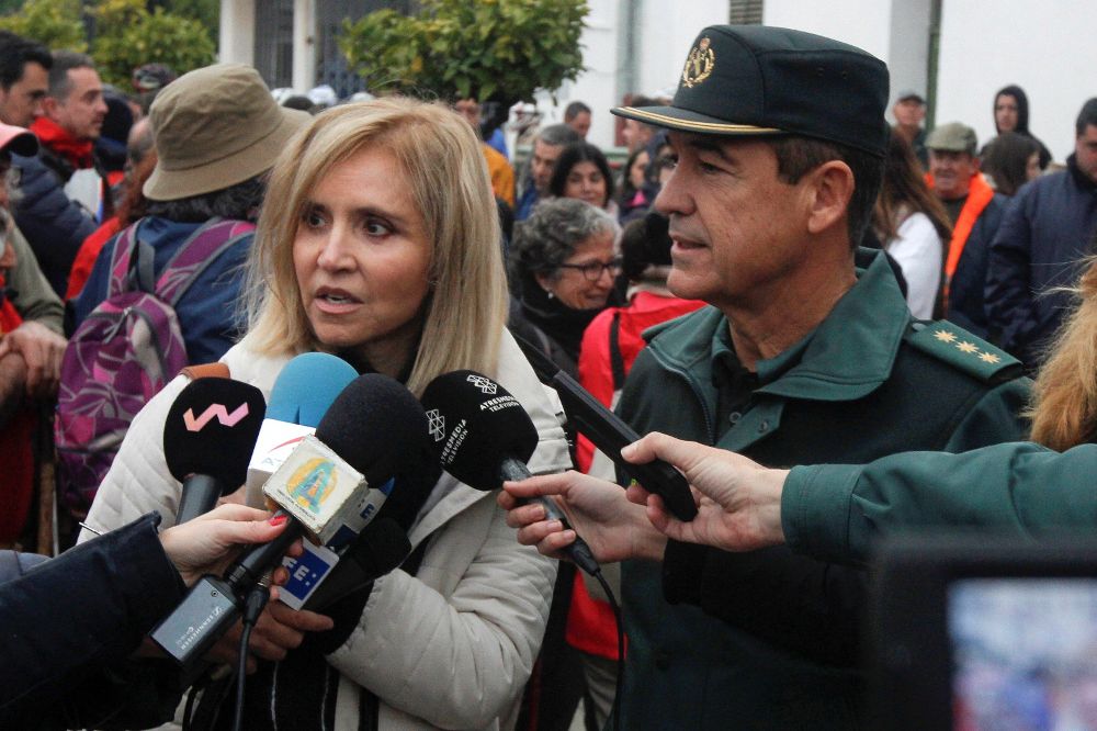 La subdelegada del Gobierno en Huelva, Manuela Parralo y el Coronel Jefe de la Comandancia de la Guardia Civil en Huelva, Exequiel Romero.