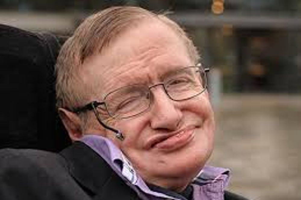 El científico británico Stephen Hawkings fue uno de los personajes más ilustres que se llevó el año 2018.
