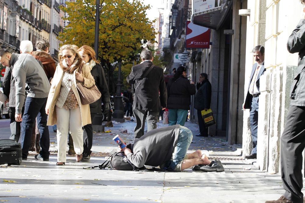 Una personas joven que viven en la calle, en Madrid.