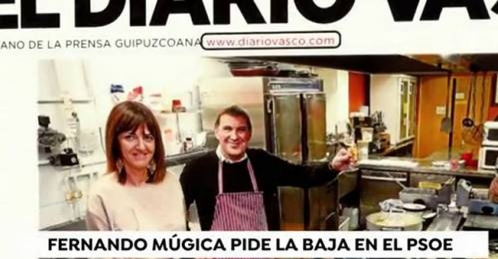 La imagen que ha hecho a Fernando Múgica irse del PSE: la lider del partido en el País Vasco, Idoia Mendía, con Arnaldo Otegui.