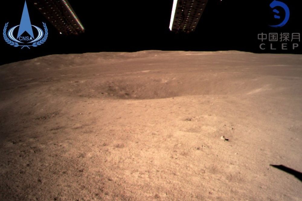 La sonda Chang'e-4 de China aterrizó este 3 de enero en la cara oculta de la Luna, convirtiéndose en la primera nave en conseguir posarse en un terreno inexplorado, nunca visible desde la Tierra.