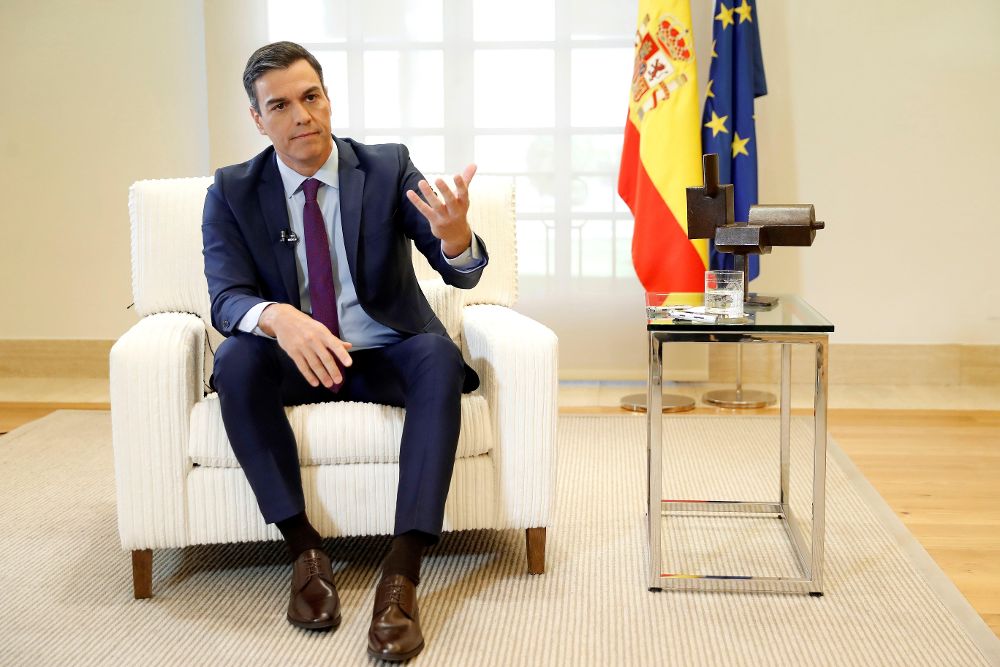 Pedro Sánchez durante la entrevista con la Agencia Efe.