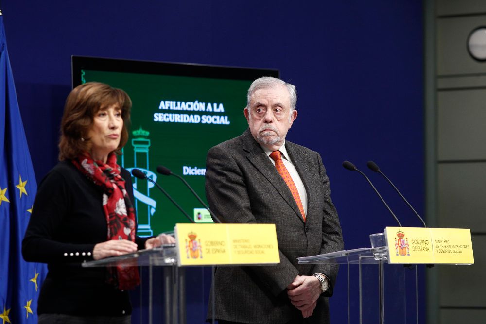 La secretaria de Estado de Empleo, Yolanda Valdeolivas, y el secretario de Estado de Seguridad Social, Octavio Granado.