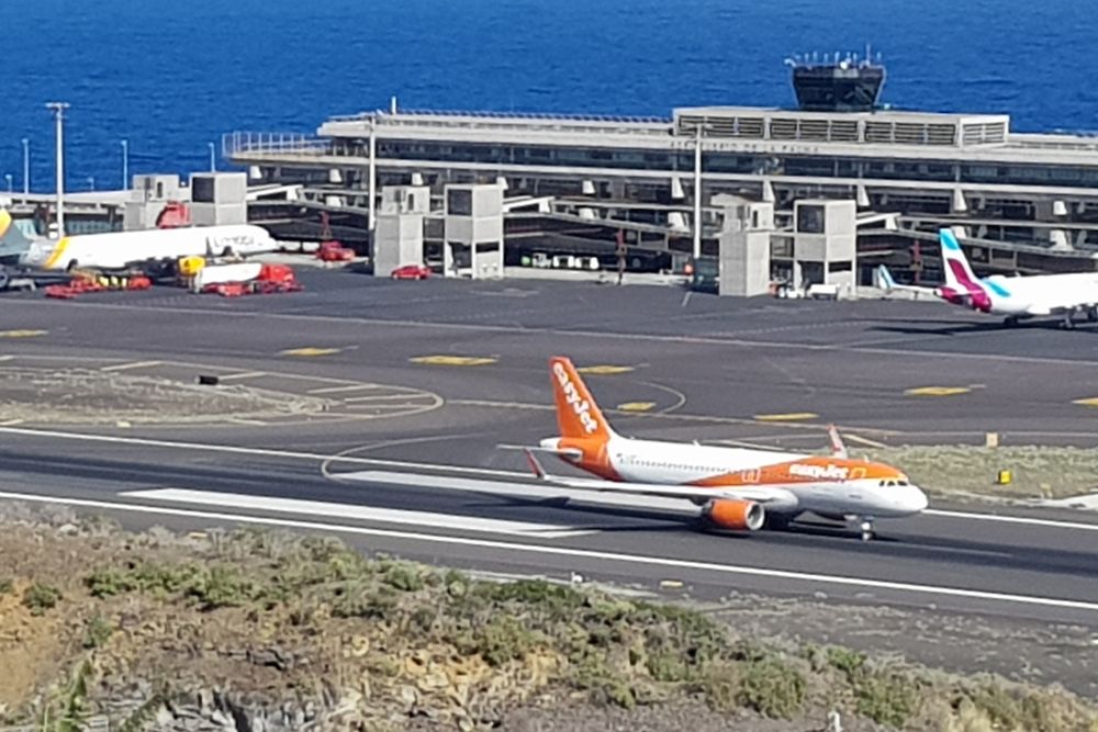 El año pasado fue el mejor en turismo europeo en La Palma en dos décadas. En la imagen, el aeropuerto de la isla.