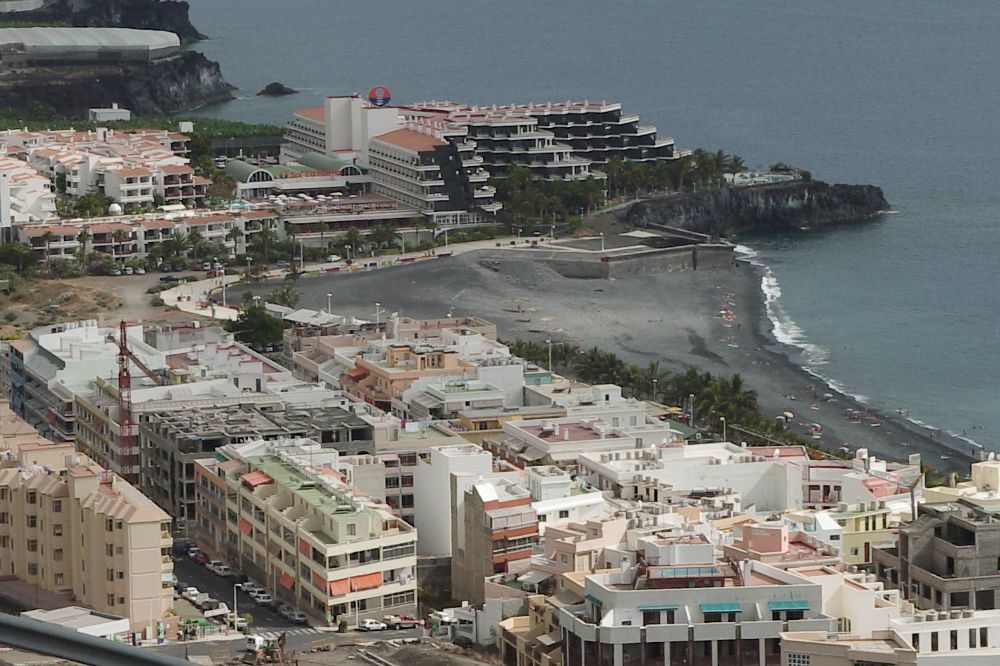 Puerto Naos es uno de los dos núcleos turísticos más importantes de la isla y las expectativos lo convierten en el principal polo de crecimiento hotelero y, con ello, de empleo.