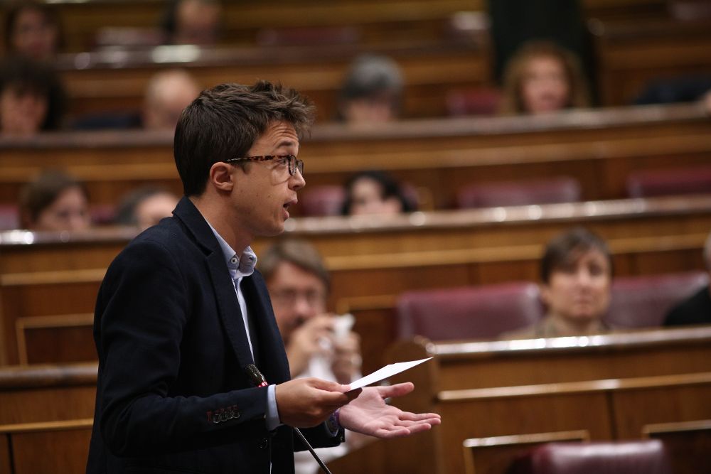 Iñigo Errejón en una sesión de control al Gobierno en el Congreso.