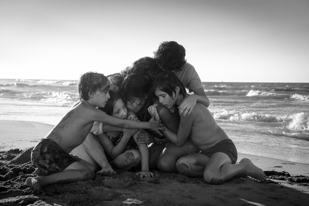 Fotograma cedido por la producción de la película "Roma" de Alfonso Cuarón.