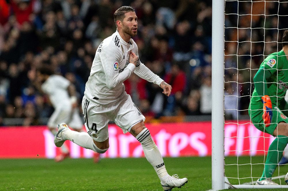 Sergio Ramos celebra un gol ante el Girona.