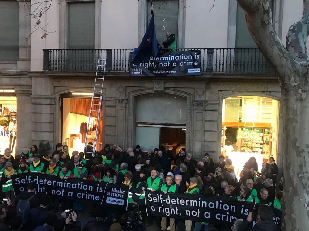 Ocupación de la ANC de la sede del Parlamento y la Comisión Europea en Barcelona.