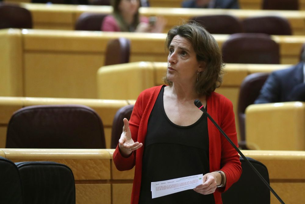 La ministra de Transición Ecológica, Teresa Ribera, durante la sesión de control al Gobierno en el Senado este martes, el último pleno de la legislatura. 