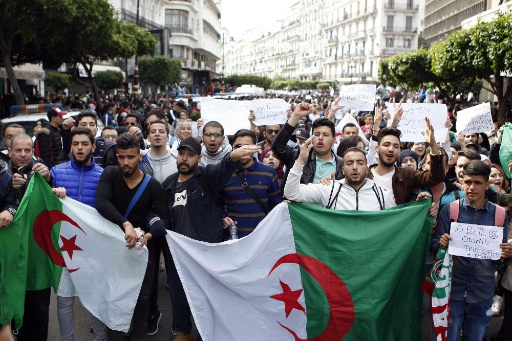 Manifestaciones contra la candidatura de Abdelaziz Buteflika a un quinto mandato en Argelia.