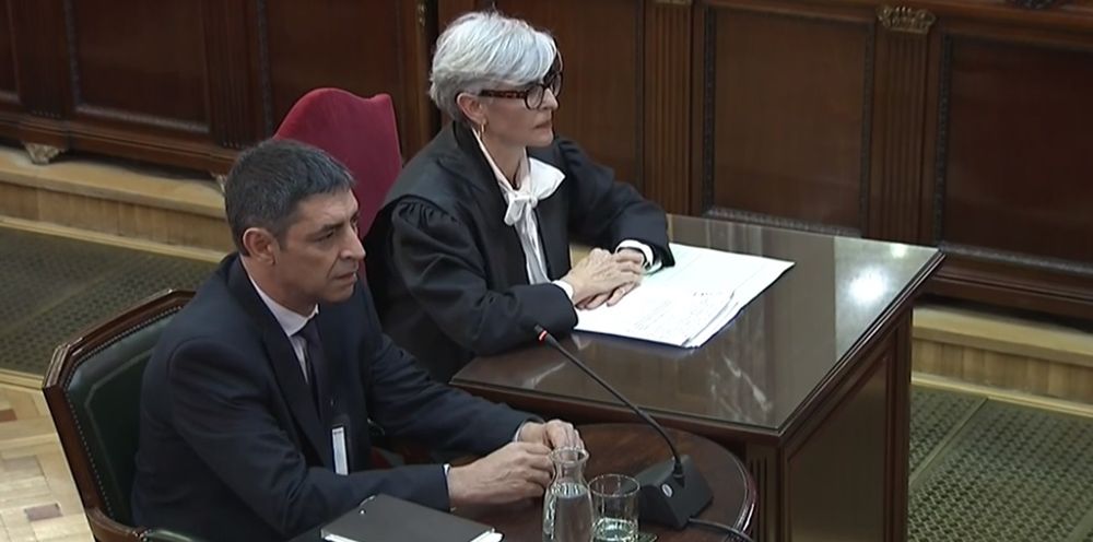 Josep Lluis Trapero declara en presencia de su abogada, Olga Tubau.