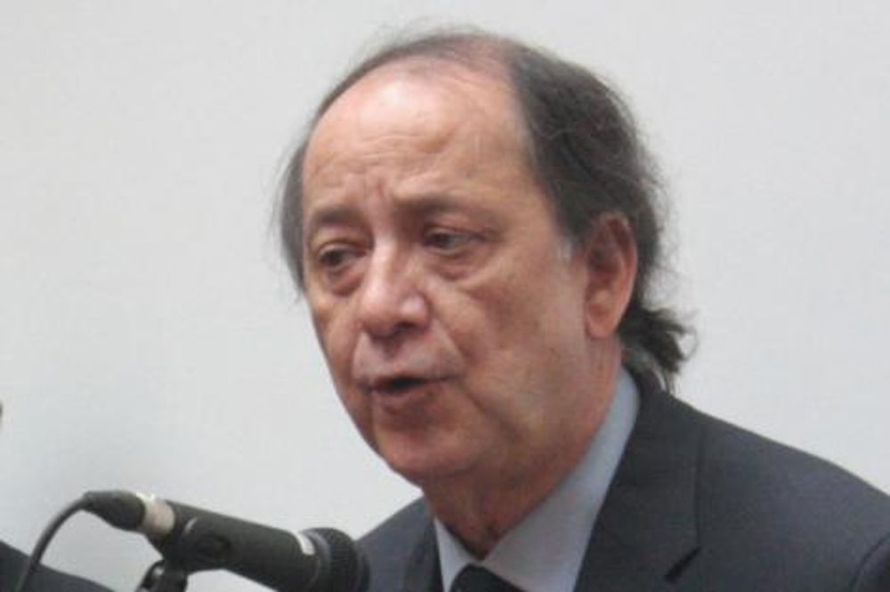 Luis Ortega.