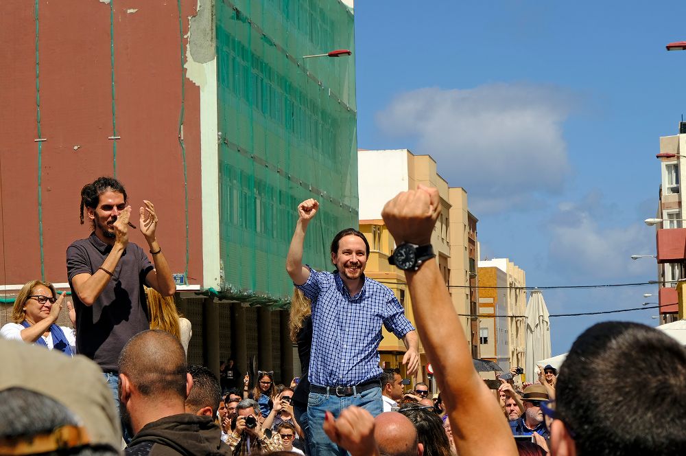 'Encuentro con la gente' de Unidas Podemos en Las Palmas de Gran Canaria en el que participa el secretario general del partido, Pablo Iglesias.